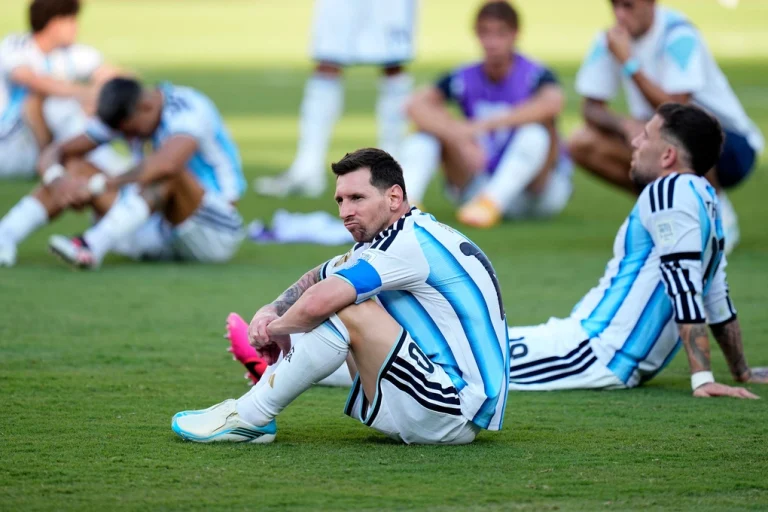 Why Argentina’s Entire Tactical Plan Was “Pass to Messi and Pray”